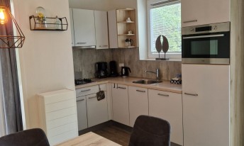 Gallery image mobile 3